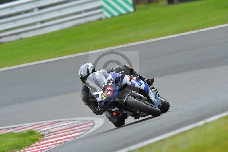 Motorcycle action photographs;Trackday digital images;event digital images;eventdigitalimages;no limits trackday;oulton park;oulton park circuit cheshire;oulton park photographs;peter wileman photography;trackday;trackday photos