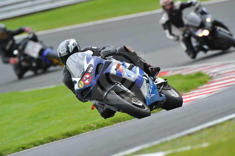 Motorcycle action photographs;Trackday digital images;event digital images;eventdigitalimages;no limits trackday;oulton park;oulton park circuit cheshire;oulton park photographs;peter wileman photography;trackday;trackday photos