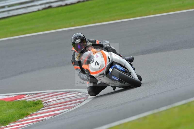 Motorcycle action photographs;Trackday digital images;event digital images;eventdigitalimages;no limits trackday;oulton park;oulton park circuit cheshire;oulton park photographs;peter wileman photography;trackday;trackday photos