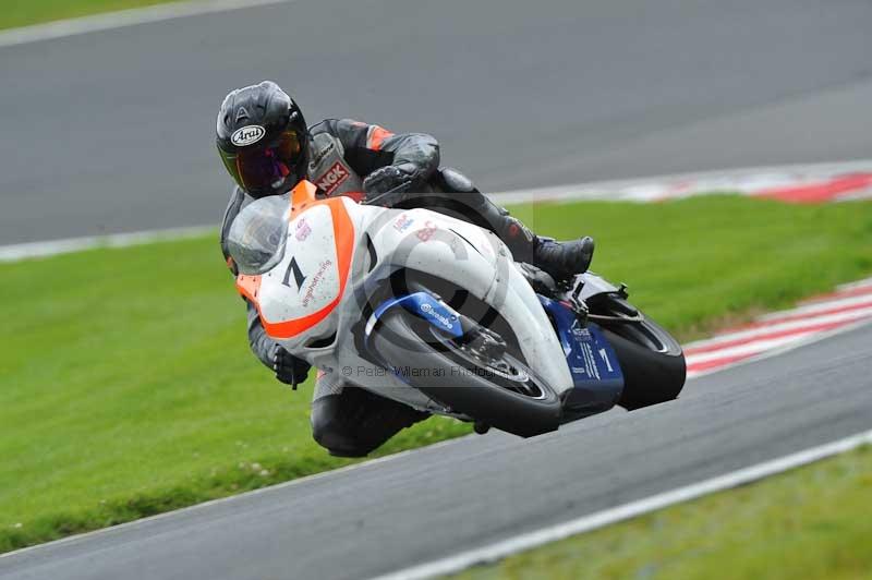 Motorcycle action photographs;Trackday digital images;event digital images;eventdigitalimages;no limits trackday;oulton park;oulton park circuit cheshire;oulton park photographs;peter wileman photography;trackday;trackday photos
