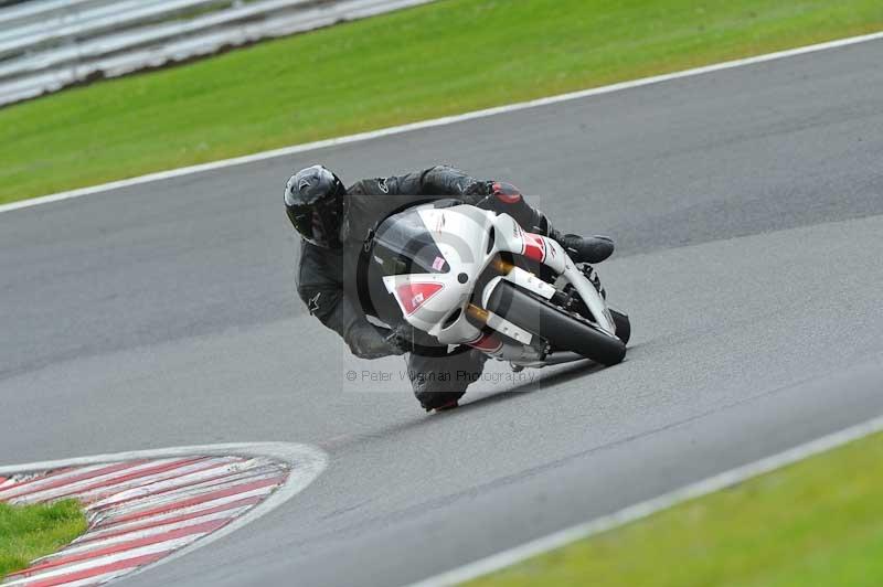 Motorcycle action photographs;Trackday digital images;event digital images;eventdigitalimages;no limits trackday;oulton park;oulton park circuit cheshire;oulton park photographs;peter wileman photography;trackday;trackday photos