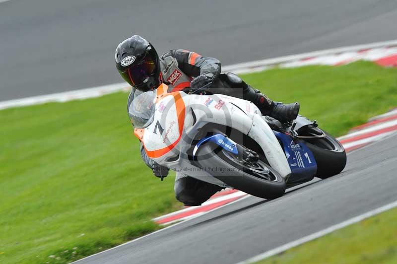 Motorcycle action photographs;Trackday digital images;event digital images;eventdigitalimages;no limits trackday;oulton park;oulton park circuit cheshire;oulton park photographs;peter wileman photography;trackday;trackday photos