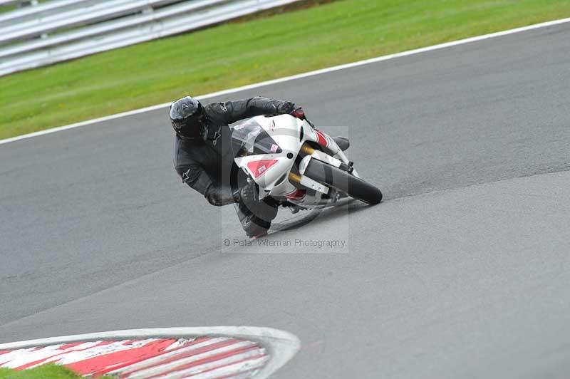 Motorcycle action photographs;Trackday digital images;event digital images;eventdigitalimages;no limits trackday;oulton park;oulton park circuit cheshire;oulton park photographs;peter wileman photography;trackday;trackday photos