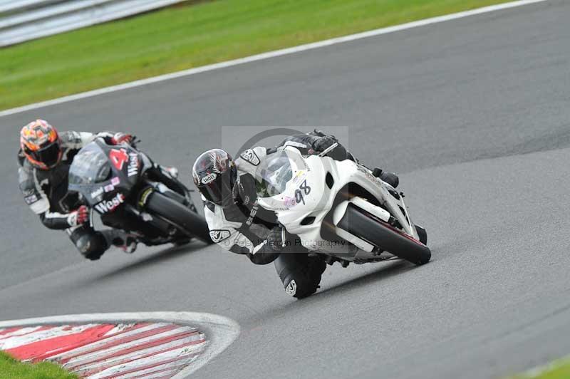 Motorcycle action photographs;Trackday digital images;event digital images;eventdigitalimages;no limits trackday;oulton park;oulton park circuit cheshire;oulton park photographs;peter wileman photography;trackday;trackday photos