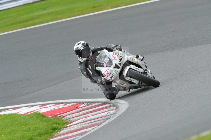 Motorcycle action photographs;Trackday digital images;event digital images;eventdigitalimages;no limits trackday;oulton park;oulton park circuit cheshire;oulton park photographs;peter wileman photography;trackday;trackday photos