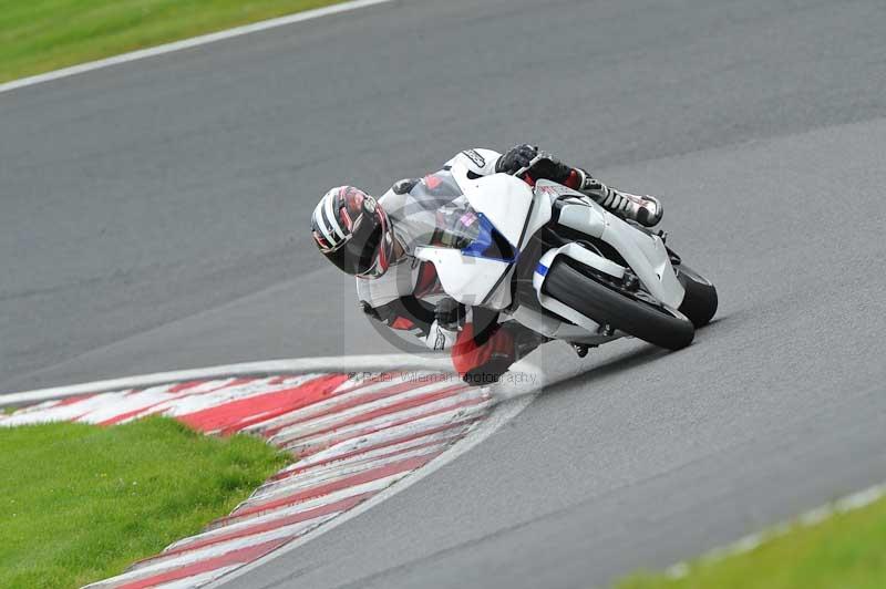 Motorcycle action photographs;Trackday digital images;event digital images;eventdigitalimages;no limits trackday;oulton park;oulton park circuit cheshire;oulton park photographs;peter wileman photography;trackday;trackday photos