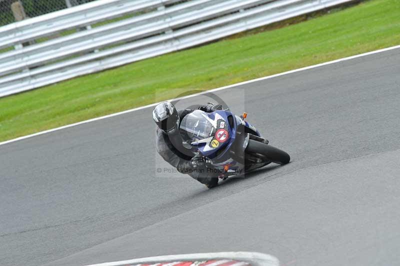 Motorcycle action photographs;Trackday digital images;event digital images;eventdigitalimages;no limits trackday;oulton park;oulton park circuit cheshire;oulton park photographs;peter wileman photography;trackday;trackday photos