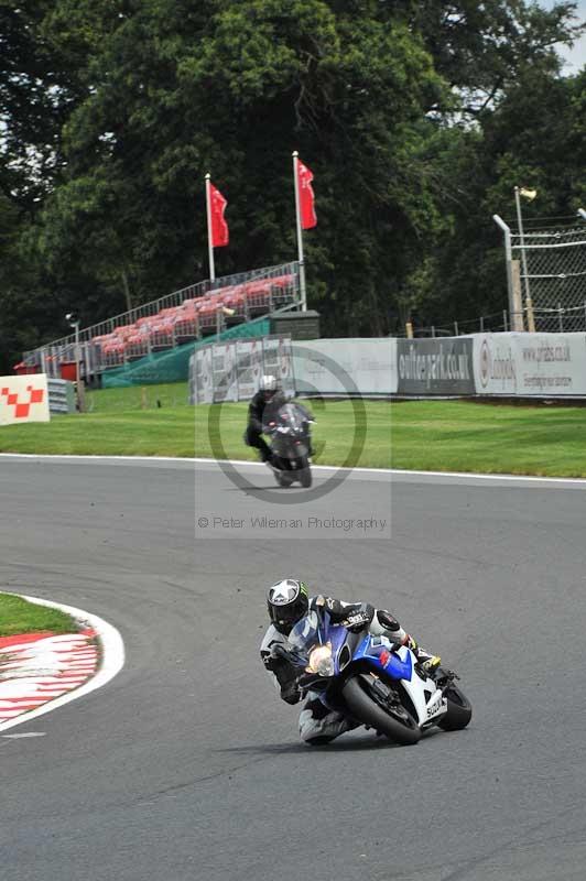 Motorcycle action photographs;Trackday digital images;event digital images;eventdigitalimages;no limits trackday;oulton park;oulton park circuit cheshire;oulton park photographs;peter wileman photography;trackday;trackday photos