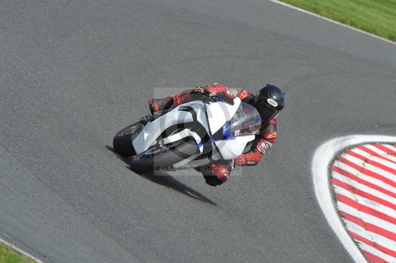 Motorcycle action photographs;Trackday digital images;event digital images;eventdigitalimages;no limits trackday;oulton park;oulton park circuit cheshire;oulton park photographs;peter wileman photography;trackday;trackday photos