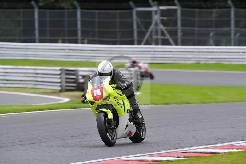 Motorcycle action photographs;Trackday digital images;event digital images;eventdigitalimages;no limits trackday;oulton park;oulton park circuit cheshire;oulton park photographs;peter wileman photography;trackday;trackday photos