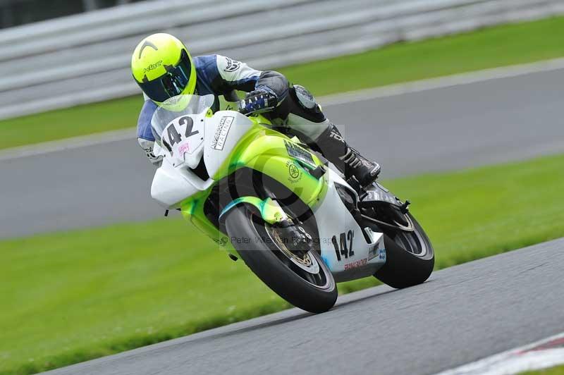 Motorcycle action photographs;Trackday digital images;event digital images;eventdigitalimages;no limits trackday;oulton park;oulton park circuit cheshire;oulton park photographs;peter wileman photography;trackday;trackday photos