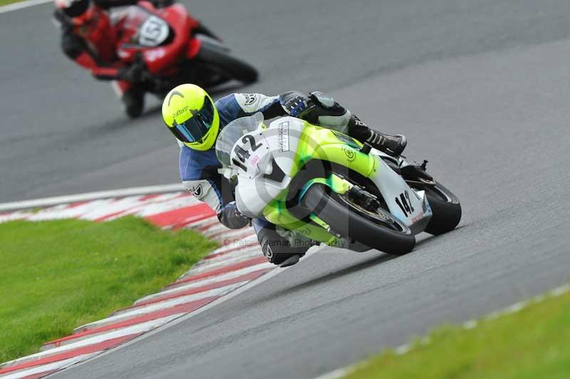Motorcycle action photographs;Trackday digital images;event digital images;eventdigitalimages;no limits trackday;oulton park;oulton park circuit cheshire;oulton park photographs;peter wileman photography;trackday;trackday photos