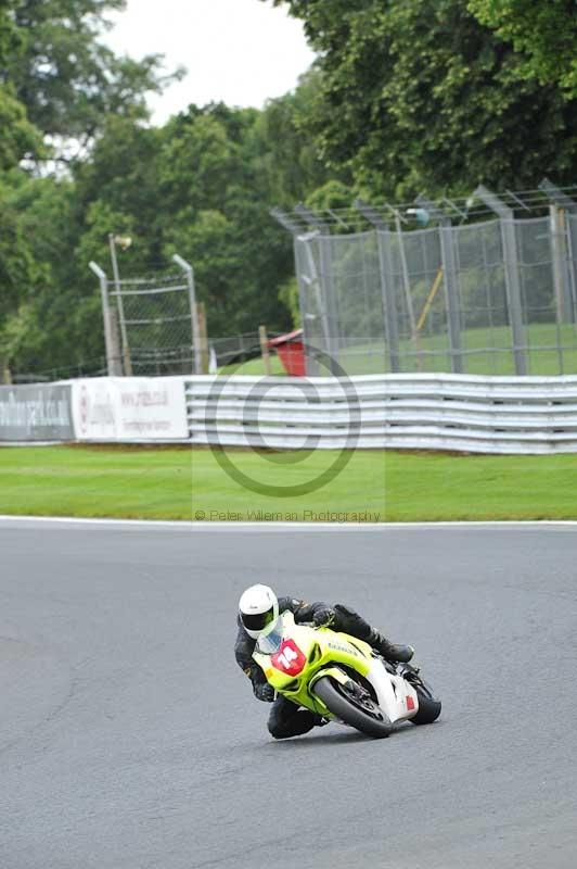 Motorcycle action photographs;Trackday digital images;event digital images;eventdigitalimages;no limits trackday;oulton park;oulton park circuit cheshire;oulton park photographs;peter wileman photography;trackday;trackday photos