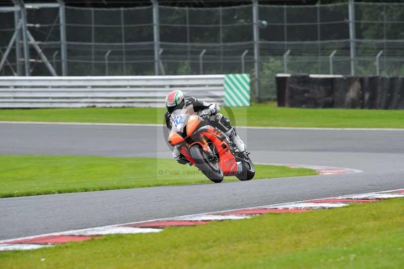Motorcycle action photographs;Trackday digital images;event digital images;eventdigitalimages;no limits trackday;oulton park;oulton park circuit cheshire;oulton park photographs;peter wileman photography;trackday;trackday photos