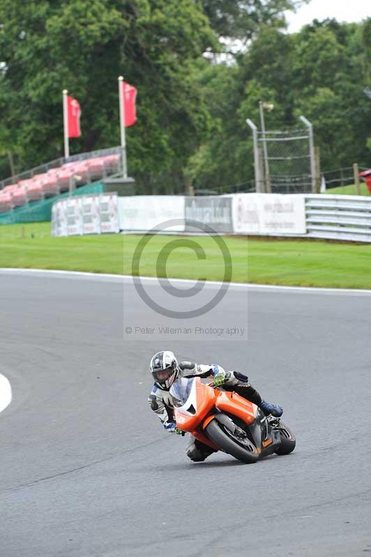 Motorcycle action photographs;Trackday digital images;event digital images;eventdigitalimages;no limits trackday;oulton park;oulton park circuit cheshire;oulton park photographs;peter wileman photography;trackday;trackday photos