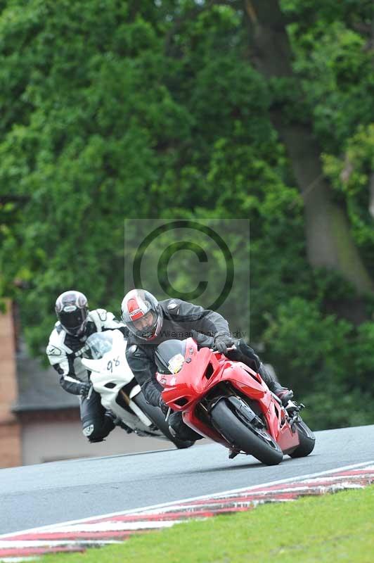 Motorcycle action photographs;Trackday digital images;event digital images;eventdigitalimages;no limits trackday;oulton park;oulton park circuit cheshire;oulton park photographs;peter wileman photography;trackday;trackday photos