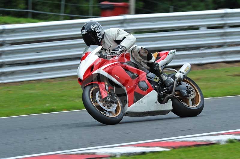 Motorcycle action photographs;Trackday digital images;event digital images;eventdigitalimages;no limits trackday;oulton park;oulton park circuit cheshire;oulton park photographs;peter wileman photography;trackday;trackday photos