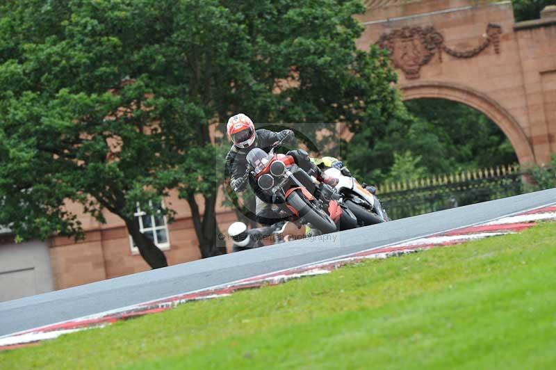 Motorcycle action photographs;Trackday digital images;event digital images;eventdigitalimages;no limits trackday;oulton park;oulton park circuit cheshire;oulton park photographs;peter wileman photography;trackday;trackday photos