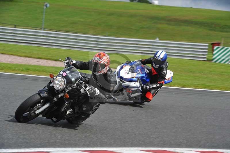 Motorcycle action photographs;Trackday digital images;event digital images;eventdigitalimages;no limits trackday;oulton park;oulton park circuit cheshire;oulton park photographs;peter wileman photography;trackday;trackday photos