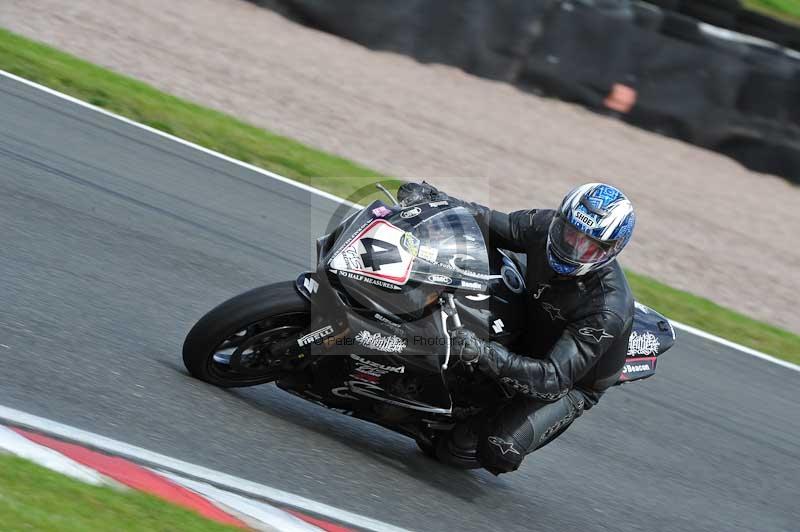 Motorcycle action photographs;Trackday digital images;event digital images;eventdigitalimages;no limits trackday;oulton park;oulton park circuit cheshire;oulton park photographs;peter wileman photography;trackday;trackday photos