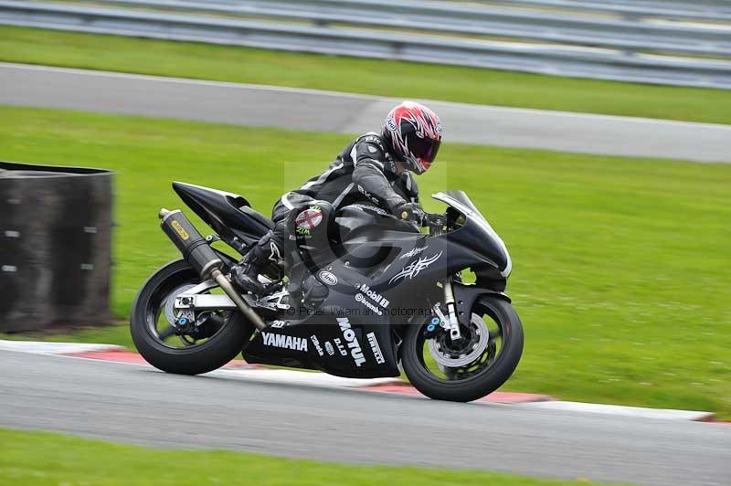 Motorcycle action photographs;Trackday digital images;event digital images;eventdigitalimages;no limits trackday;oulton park;oulton park circuit cheshire;oulton park photographs;peter wileman photography;trackday;trackday photos