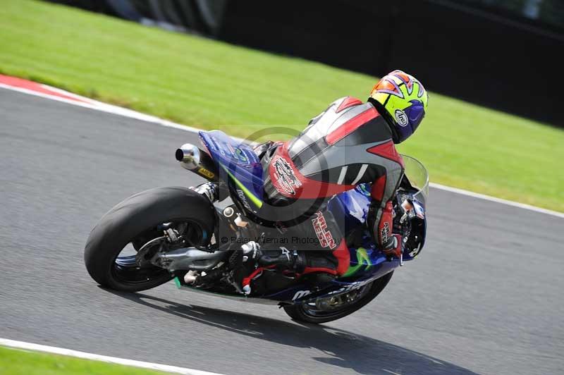 Motorcycle action photographs;Trackday digital images;event digital images;eventdigitalimages;no limits trackday;oulton park;oulton park circuit cheshire;oulton park photographs;peter wileman photography;trackday;trackday photos