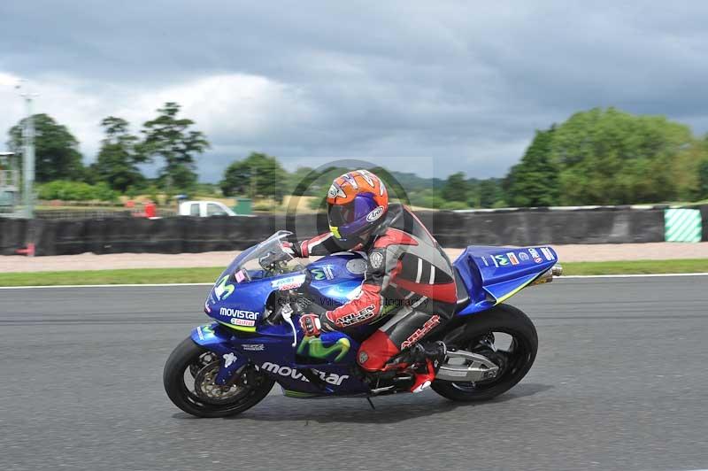 Motorcycle action photographs;Trackday digital images;event digital images;eventdigitalimages;no limits trackday;oulton park;oulton park circuit cheshire;oulton park photographs;peter wileman photography;trackday;trackday photos