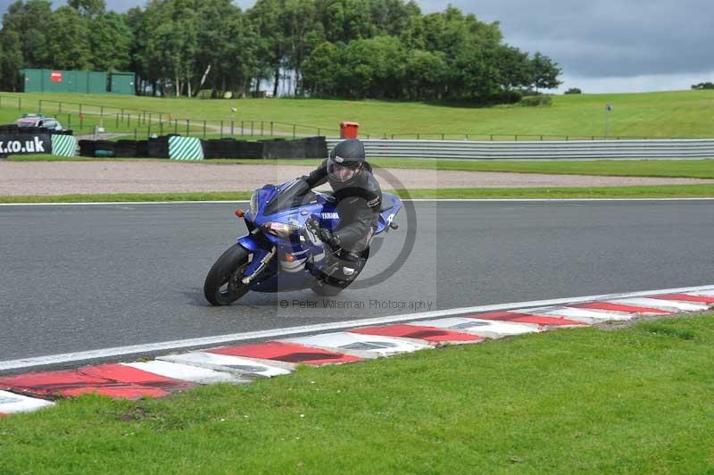 Motorcycle action photographs;Trackday digital images;event digital images;eventdigitalimages;no limits trackday;oulton park;oulton park circuit cheshire;oulton park photographs;peter wileman photography;trackday;trackday photos