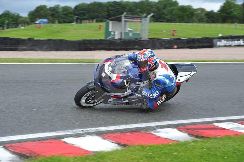 Motorcycle action photographs;Trackday digital images;event digital images;eventdigitalimages;no limits trackday;oulton park;oulton park circuit cheshire;oulton park photographs;peter wileman photography;trackday;trackday photos