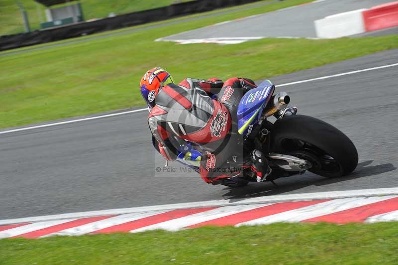 Motorcycle action photographs;Trackday digital images;event digital images;eventdigitalimages;no limits trackday;oulton park;oulton park circuit cheshire;oulton park photographs;peter wileman photography;trackday;trackday photos
