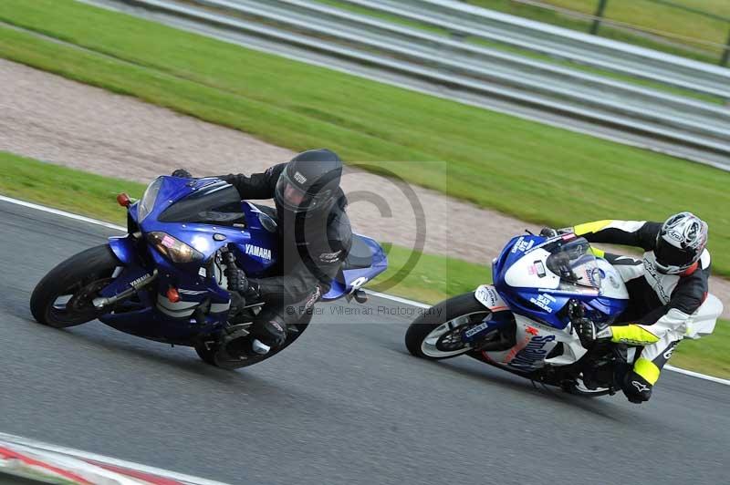 Motorcycle action photographs;Trackday digital images;event digital images;eventdigitalimages;no limits trackday;oulton park;oulton park circuit cheshire;oulton park photographs;peter wileman photography;trackday;trackday photos