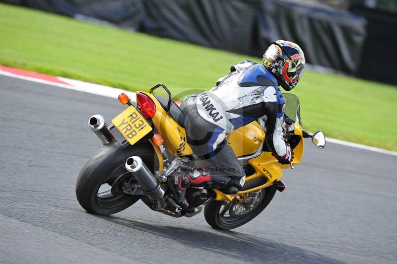 Motorcycle action photographs;Trackday digital images;event digital images;eventdigitalimages;no limits trackday;oulton park;oulton park circuit cheshire;oulton park photographs;peter wileman photography;trackday;trackday photos