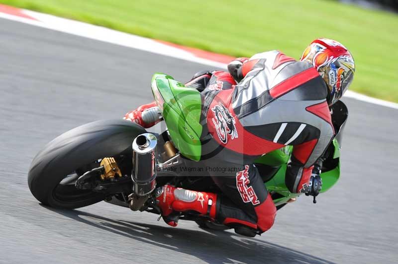 Motorcycle action photographs;Trackday digital images;event digital images;eventdigitalimages;no limits trackday;oulton park;oulton park circuit cheshire;oulton park photographs;peter wileman photography;trackday;trackday photos