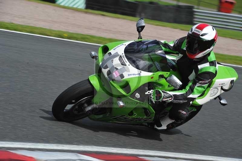 Motorcycle action photographs;Trackday digital images;event digital images;eventdigitalimages;no limits trackday;oulton park;oulton park circuit cheshire;oulton park photographs;peter wileman photography;trackday;trackday photos