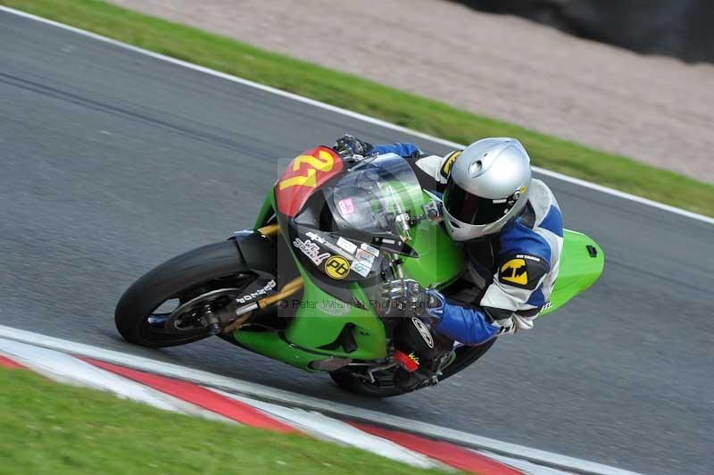 Motorcycle action photographs;Trackday digital images;event digital images;eventdigitalimages;no limits trackday;oulton park;oulton park circuit cheshire;oulton park photographs;peter wileman photography;trackday;trackday photos