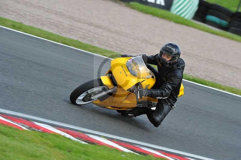 Motorcycle action photographs;Trackday digital images;event digital images;eventdigitalimages;no limits trackday;oulton park;oulton park circuit cheshire;oulton park photographs;peter wileman photography;trackday;trackday photos