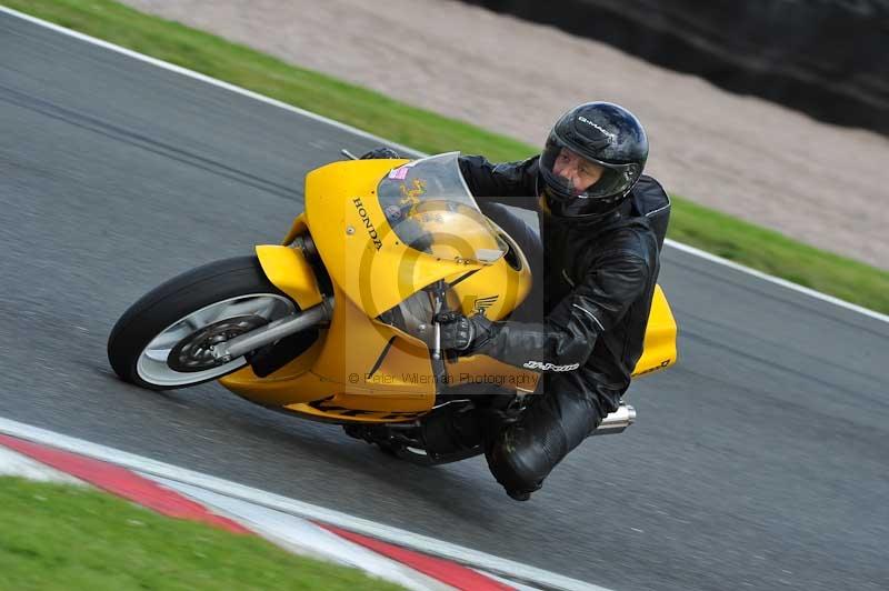 Motorcycle action photographs;Trackday digital images;event digital images;eventdigitalimages;no limits trackday;oulton park;oulton park circuit cheshire;oulton park photographs;peter wileman photography;trackday;trackday photos