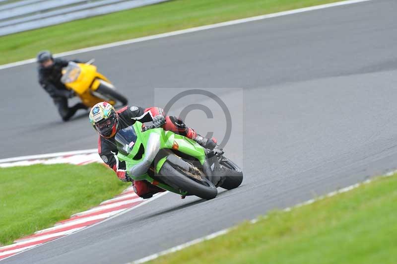 Motorcycle action photographs;Trackday digital images;event digital images;eventdigitalimages;no limits trackday;oulton park;oulton park circuit cheshire;oulton park photographs;peter wileman photography;trackday;trackday photos