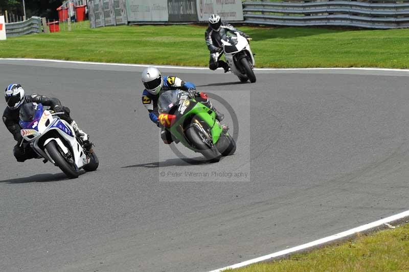 Motorcycle action photographs;Trackday digital images;event digital images;eventdigitalimages;no limits trackday;oulton park;oulton park circuit cheshire;oulton park photographs;peter wileman photography;trackday;trackday photos