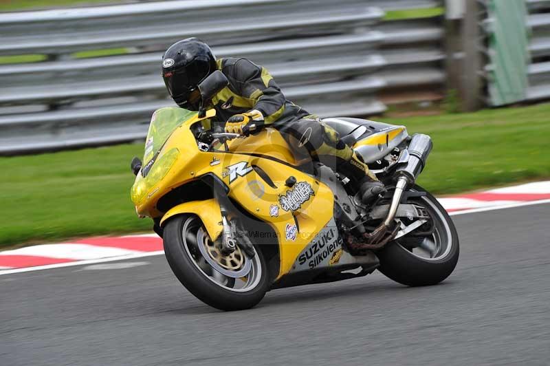 Motorcycle action photographs;Trackday digital images;event digital images;eventdigitalimages;no limits trackday;oulton park;oulton park circuit cheshire;oulton park photographs;peter wileman photography;trackday;trackday photos