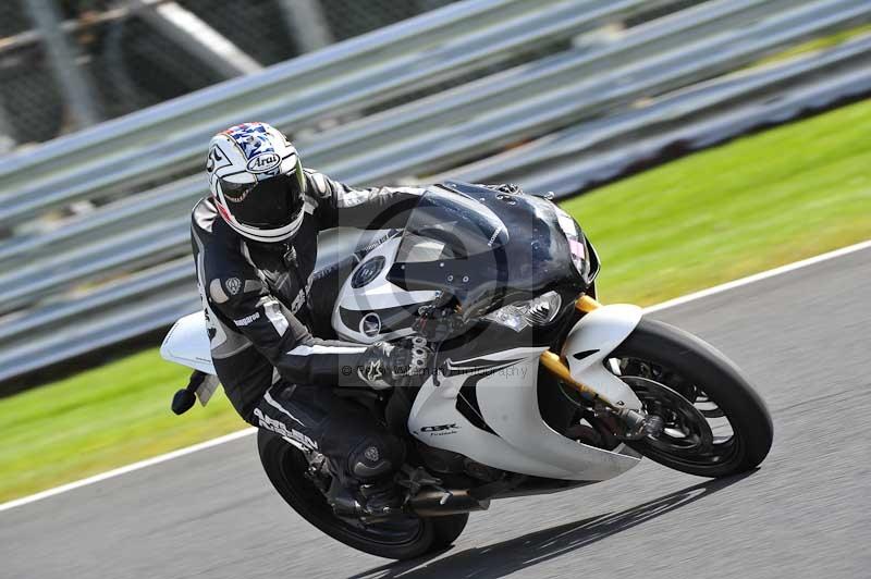 Motorcycle action photographs;Trackday digital images;event digital images;eventdigitalimages;no limits trackday;oulton park;oulton park circuit cheshire;oulton park photographs;peter wileman photography;trackday;trackday photos