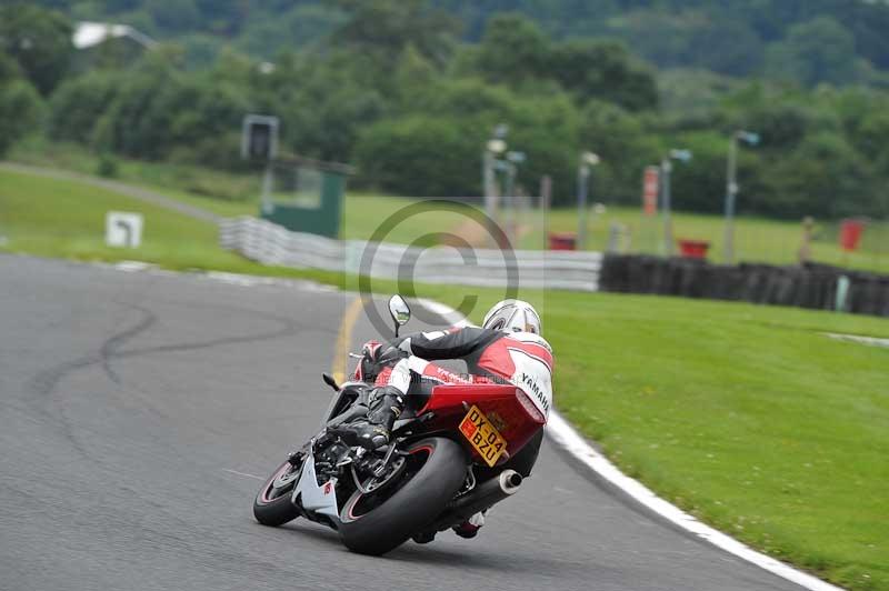 Motorcycle action photographs;Trackday digital images;event digital images;eventdigitalimages;no limits trackday;oulton park;oulton park circuit cheshire;oulton park photographs;peter wileman photography;trackday;trackday photos