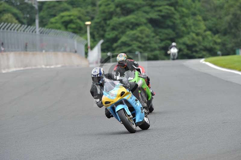 Motorcycle action photographs;Trackday digital images;event digital images;eventdigitalimages;no limits trackday;oulton park;oulton park circuit cheshire;oulton park photographs;peter wileman photography;trackday;trackday photos
