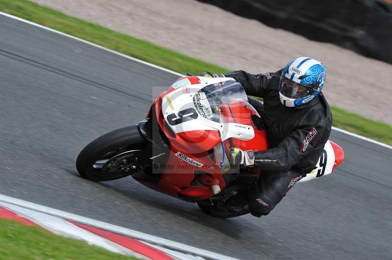 Motorcycle action photographs;Trackday digital images;event digital images;eventdigitalimages;no limits trackday;oulton park;oulton park circuit cheshire;oulton park photographs;peter wileman photography;trackday;trackday photos