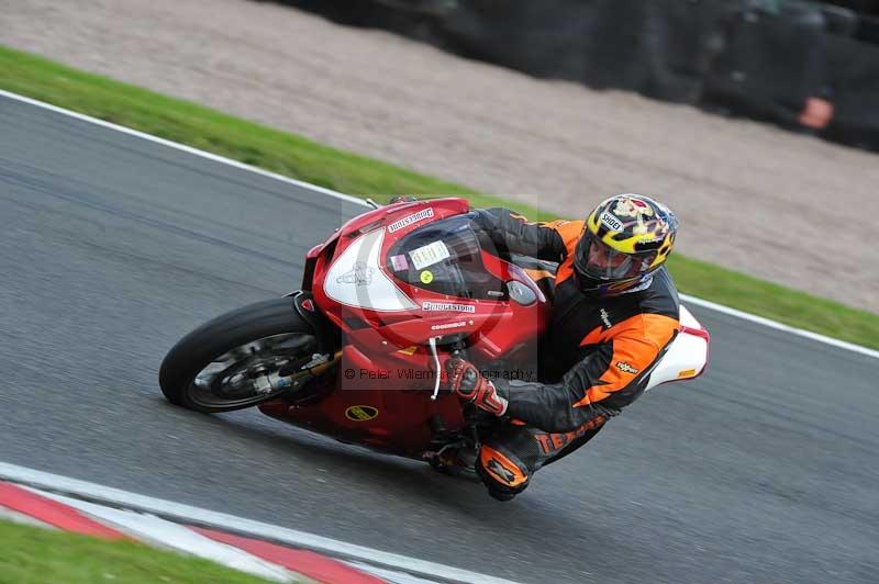 Motorcycle action photographs;Trackday digital images;event digital images;eventdigitalimages;no limits trackday;oulton park;oulton park circuit cheshire;oulton park photographs;peter wileman photography;trackday;trackday photos