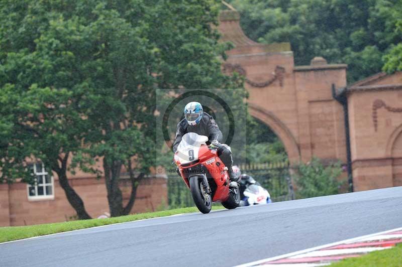 Motorcycle action photographs;Trackday digital images;event digital images;eventdigitalimages;no limits trackday;oulton park;oulton park circuit cheshire;oulton park photographs;peter wileman photography;trackday;trackday photos