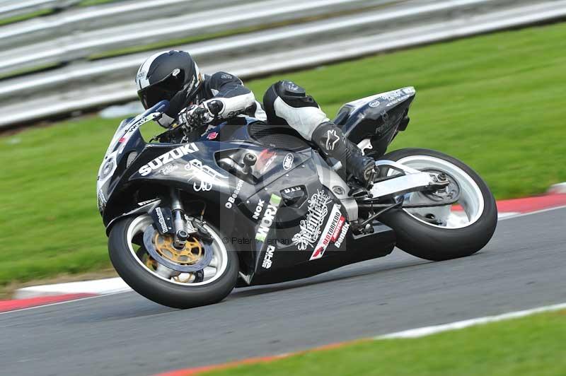 Motorcycle action photographs;Trackday digital images;event digital images;eventdigitalimages;no limits trackday;oulton park;oulton park circuit cheshire;oulton park photographs;peter wileman photography;trackday;trackday photos
