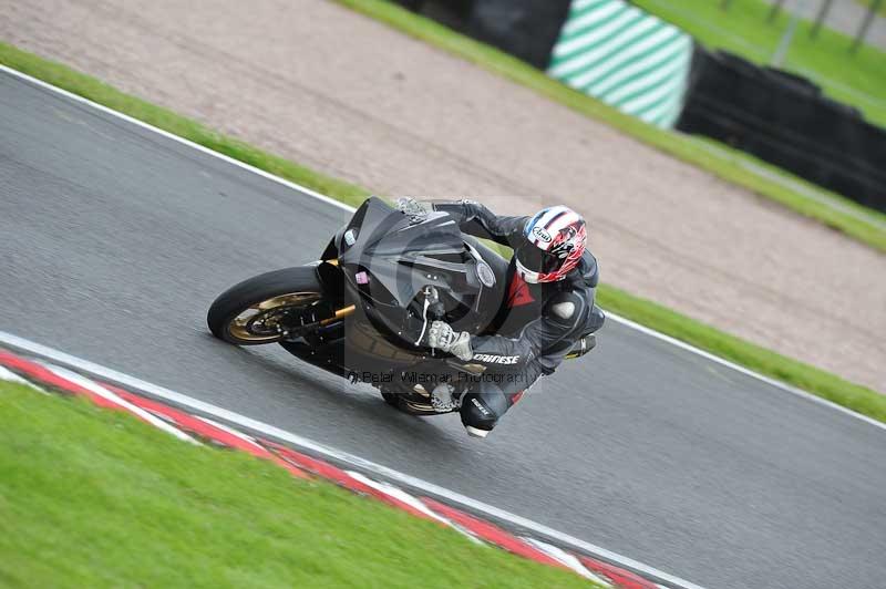 Motorcycle action photographs;Trackday digital images;event digital images;eventdigitalimages;no limits trackday;oulton park;oulton park circuit cheshire;oulton park photographs;peter wileman photography;trackday;trackday photos