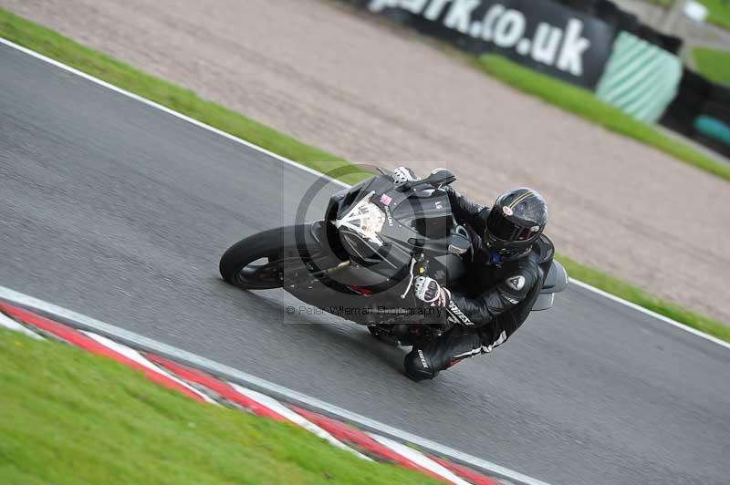 Motorcycle action photographs;Trackday digital images;event digital images;eventdigitalimages;no limits trackday;oulton park;oulton park circuit cheshire;oulton park photographs;peter wileman photography;trackday;trackday photos