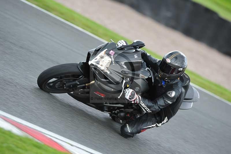 Motorcycle action photographs;Trackday digital images;event digital images;eventdigitalimages;no limits trackday;oulton park;oulton park circuit cheshire;oulton park photographs;peter wileman photography;trackday;trackday photos
